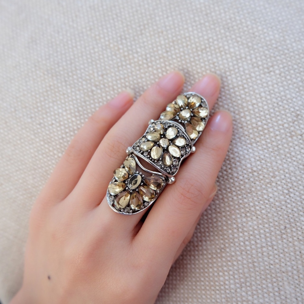 Finger Joint Ring 💍 size 6